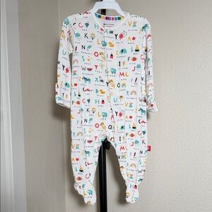 Alphabet Print Magnet Snap Baby Onesie 0-3M